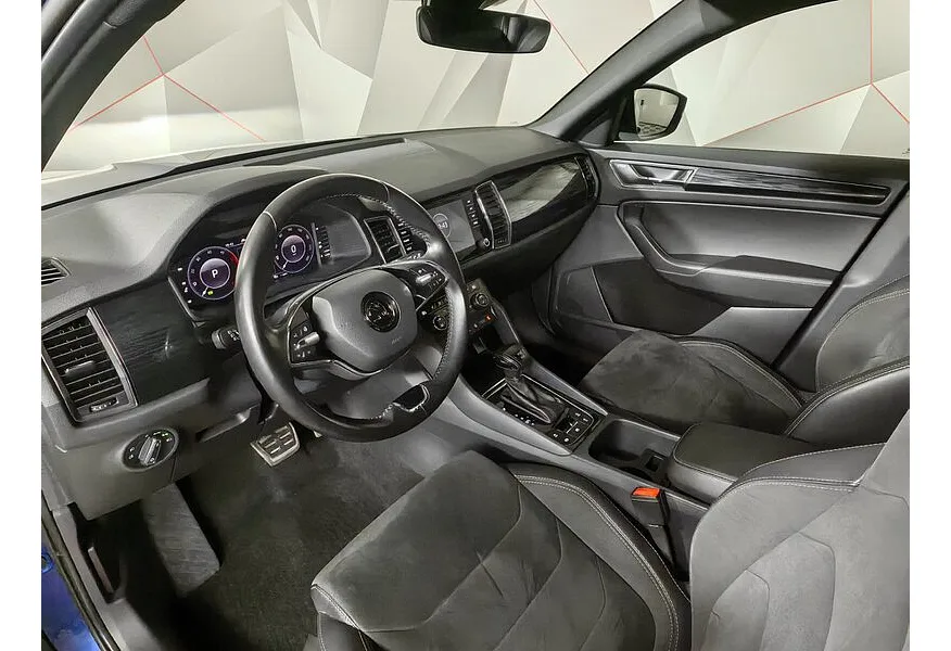 Skoda Kodiaq 2.0 TDI DSG 4X4 (150 л.с.) Синий в АВИЛОН. Слайд №19