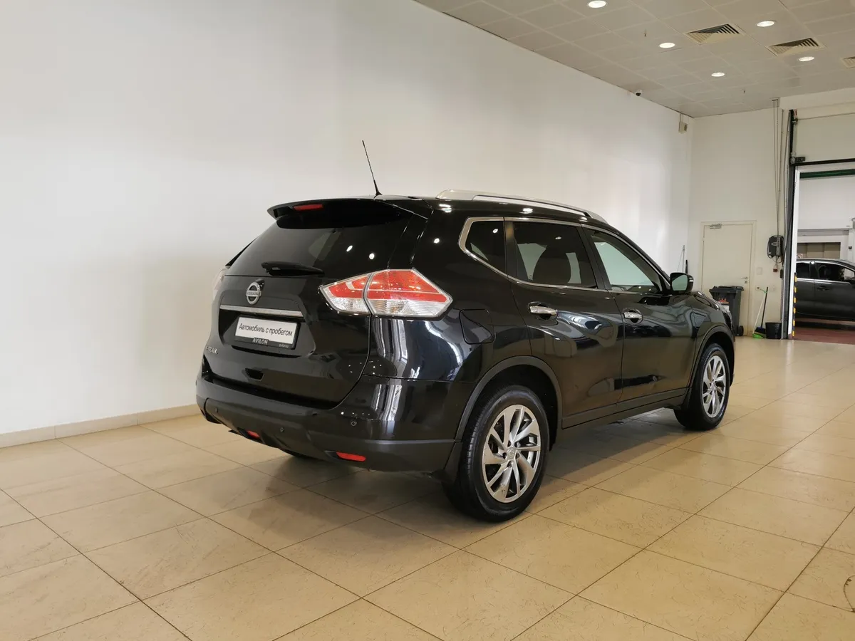 Nissan X-Trail 2.5 CVT AWD (171 л.с.) Черный в АВИЛОН. Слайд №2