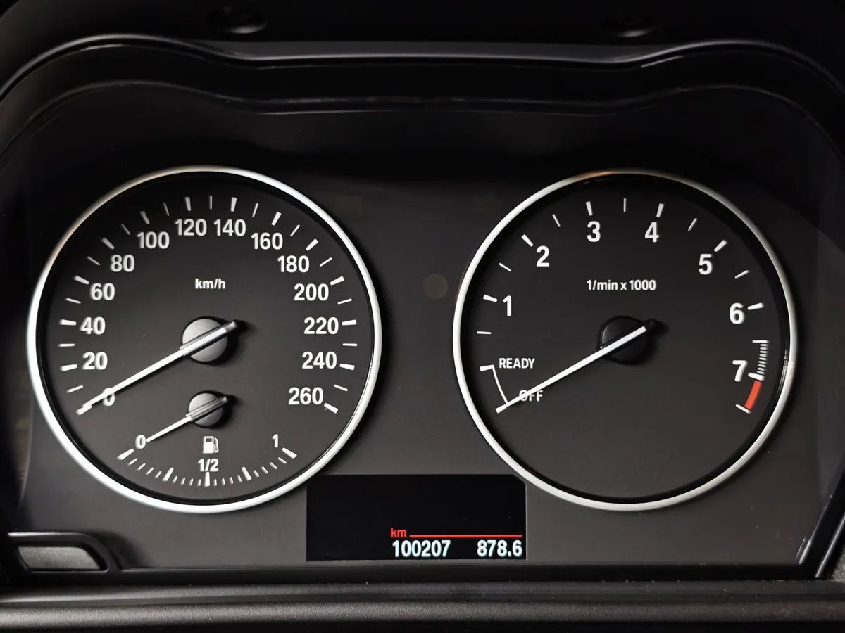 BMW 1 серия 116i AT (136 л.с.) Белый в АВИЛОН. Слайд №13