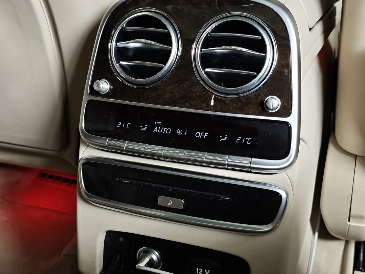 Mercedes-Benz S-Класс S 63 AMG 4Matic Speedshift Plus 7G-Tronic длинная база (585 л.с.) в АВИЛОН. Слайд №35