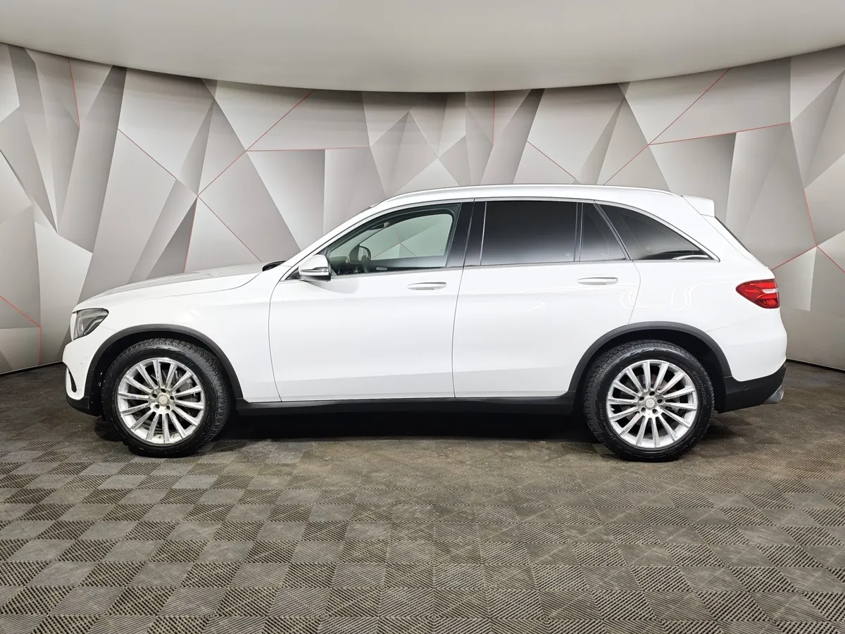 Mercedes-Benz GLC 250 9G-TRONIC 4MATIC (211 л.с.) Premium Белый в АВИЛОН. Слайд №5