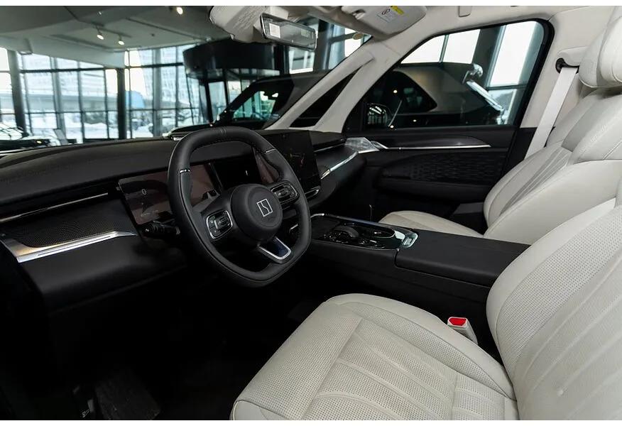 Zeekr 009 AT 4WD (544 л.с.) ME Edition Черный в АВИЛОН. Слайд №3