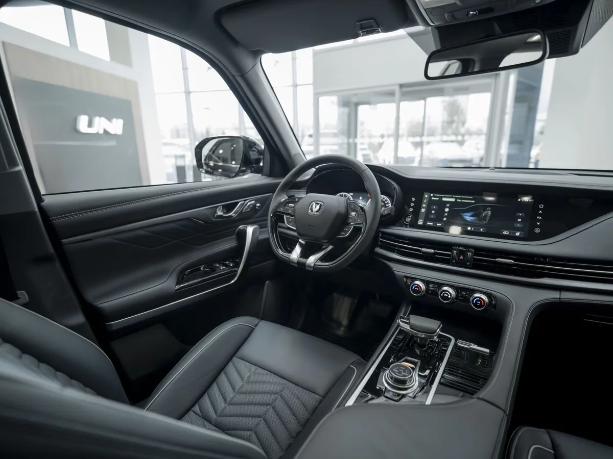 Changan CS95 2.0 AT 4WD (226 л.с.) Tech Черный в АВИЛОН. Слайд №5