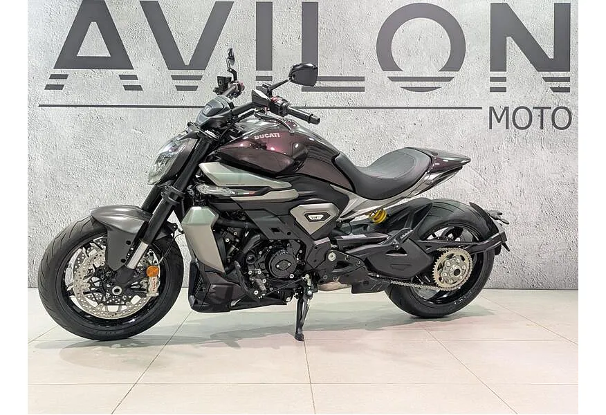 АВИЛОН - Ducati XDiavel V4 V4 1158 см³ (168 л.с.) (168) 1158 Черный - slide 9614909