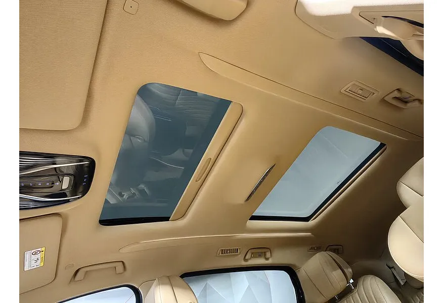 Voyah Dreamer EV AT AWD (435 л.с.) Фиолетовый в АВИЛОН. Слайд №24