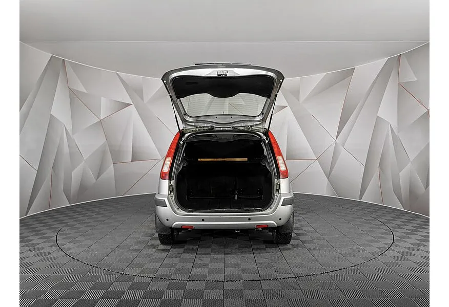 Ford Fusion 1.6 MT (100 л.с.) Elegance Серебристый в АВИЛОН. Слайд №11