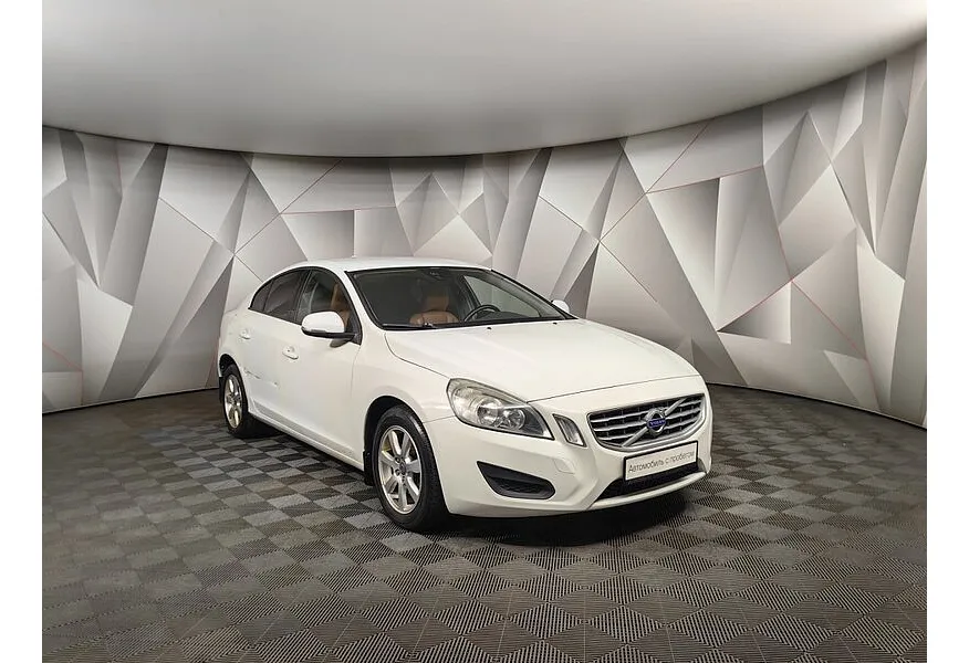 АВИЛОН - Volvo S60 1.6 T3 Turbo Powershift (150 л.с.) Momentum Белый - slide 1