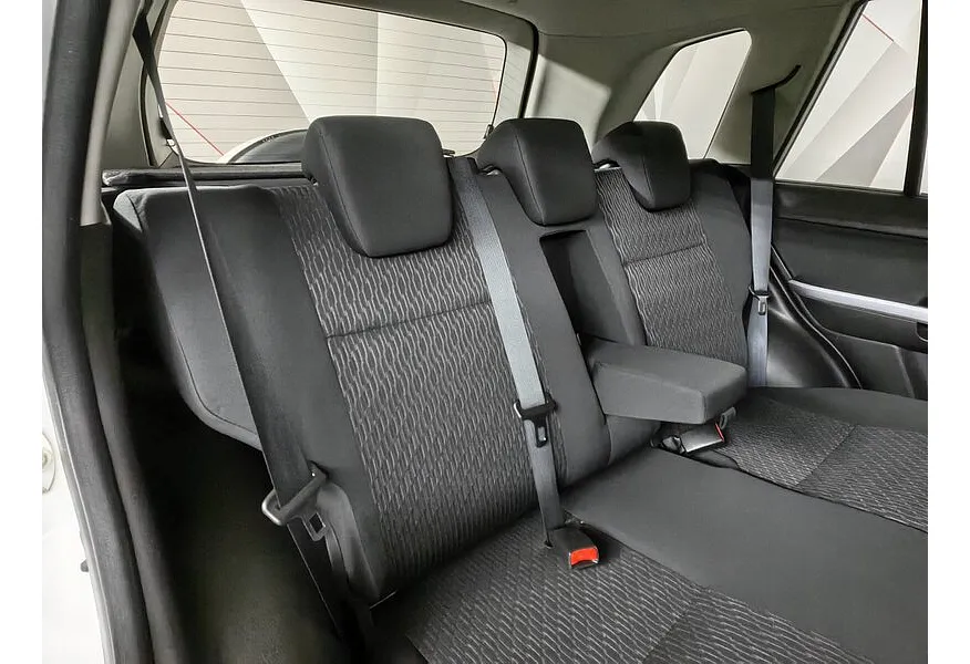 Suzuki Grand Vitara 2.0 AT (140 л.с.) Белый в АВИЛОН. Слайд №13