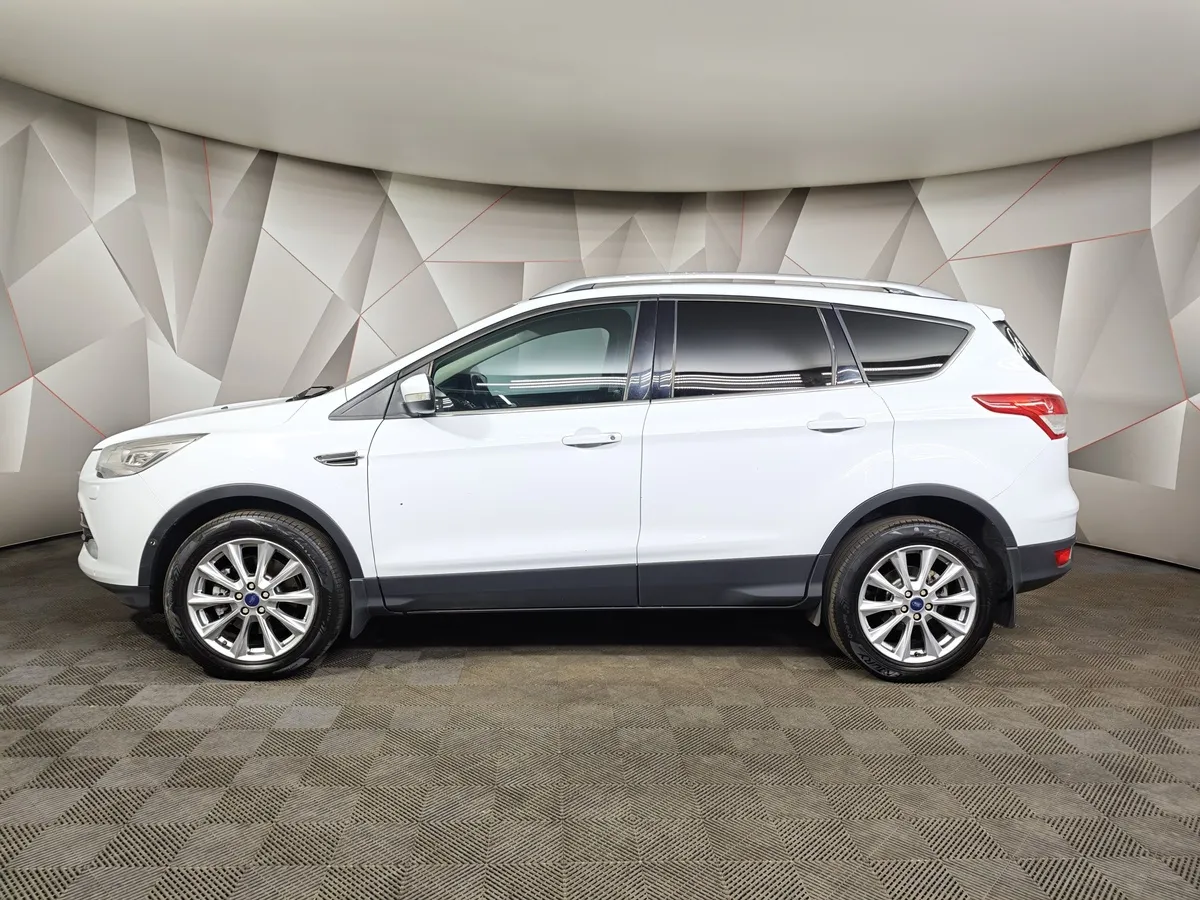 Ford Kuga 1.6 EcoBoost AT AWD (182 л.с.) Titanium Белый в АВИЛОН. Слайд №5