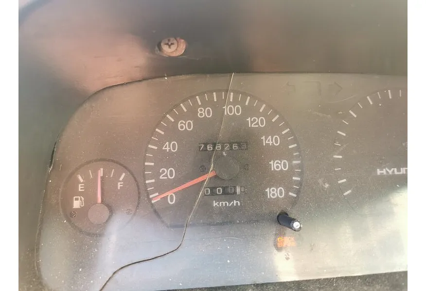 Hyundai Porter 2.5d MT (80 л.с.) Серебристый в АВИЛОН. Слайд №11