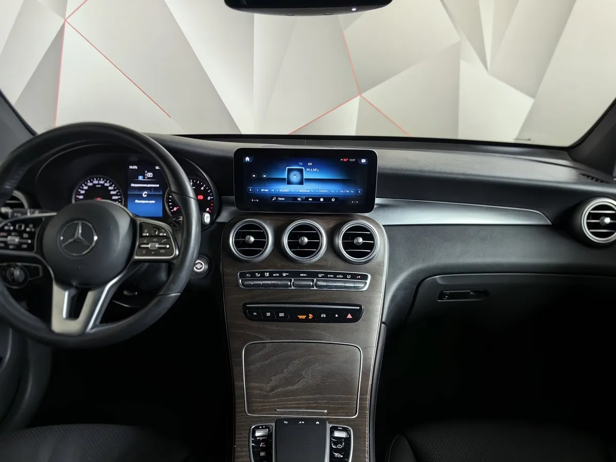 Mercedes-Benz GLC 220 d 9G-TRONIC 4MATIC (194 л.с.) Premium Черный в АВИЛОН. Слайд №15