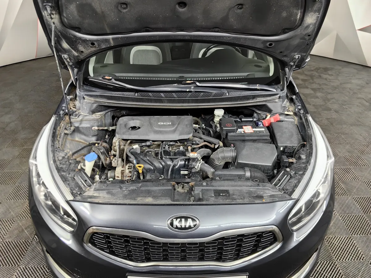 Kia Ceed 1.6 DCT (135 л.с.) Prestige Серый в АВИЛОН. Слайд №11