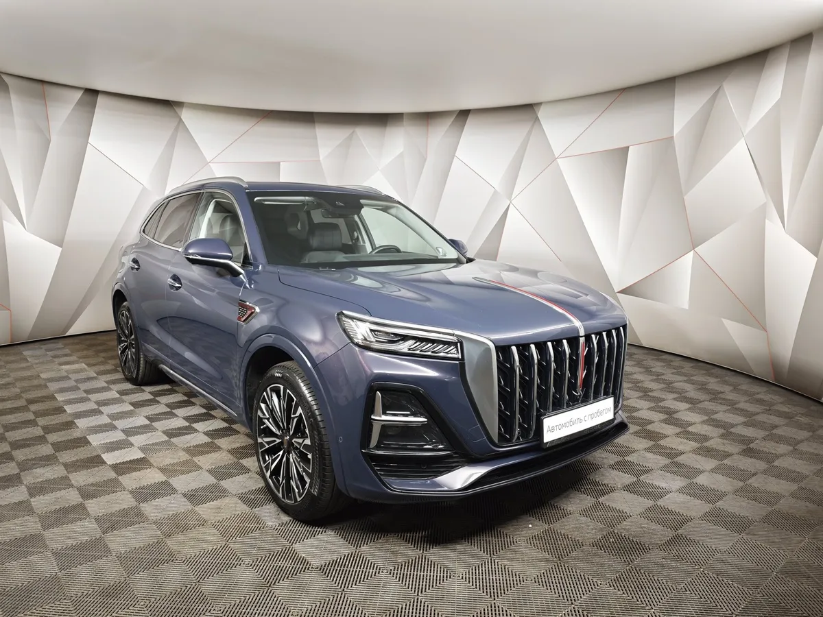 Hongqi HS5 2.0T AT 4WD (245 л.с.) Делюкс Коричневый в АВИЛОН. Слайд №3