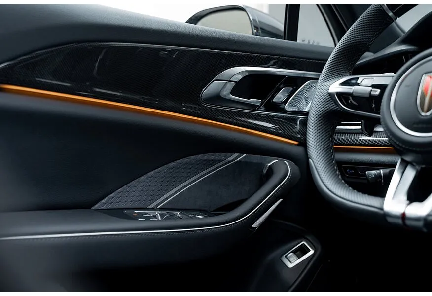 Hongqi H6 2.0T 8AT 2WD (245 л.с.) Deluxe Черный в АВИЛОН. Слайд №15
