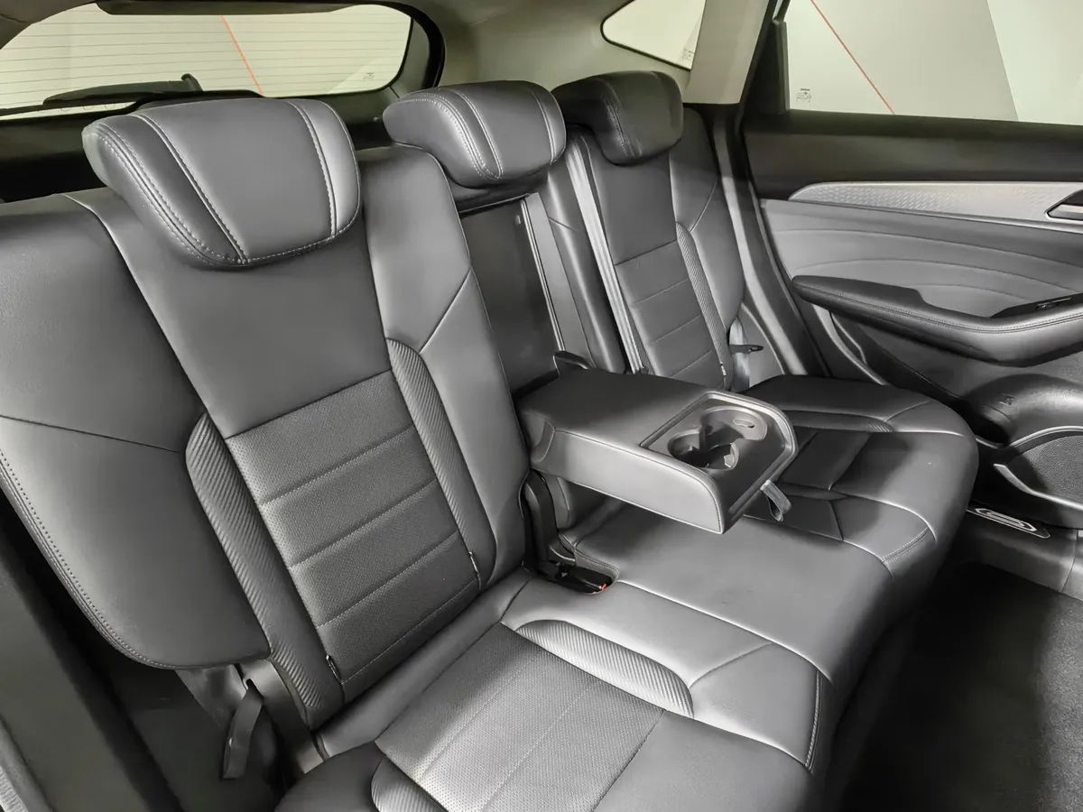 Haval F7 1.5T AWD 7DCT (150 л.с.) Premium Белый в АВИЛОН. Слайд №17