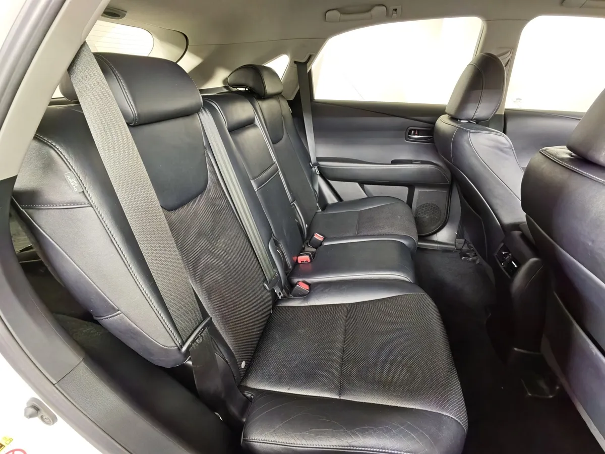 Lexus RX 270 AT (188 л.с.) Белый в АВИЛОН. Слайд №15