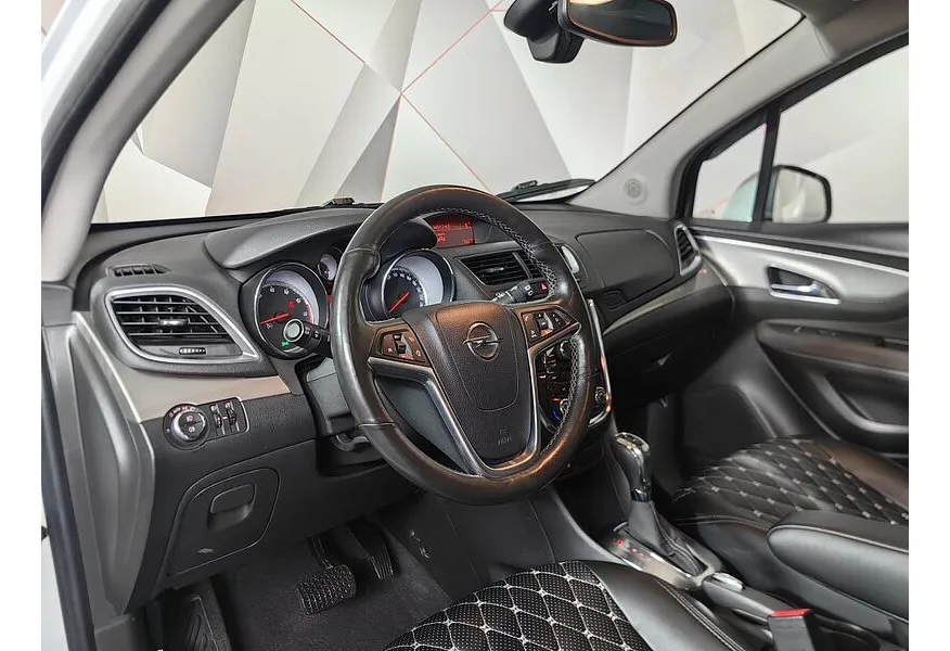 Opel Mokka 1.8 AT AWD (140 л.с.) Cosmo Белый в АВИЛОН. Слайд №19