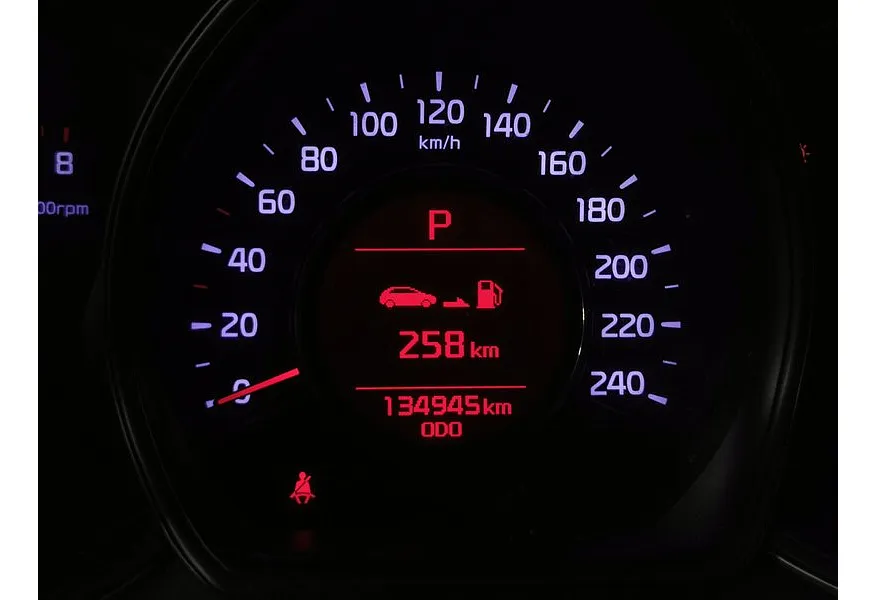 Kia Ceed 1.6 AT (129 л.с.) Luxe Черный в АВИЛОН. Слайд №18