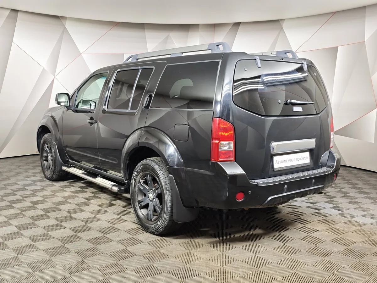 Nissan Pathfinder 2.5 dCi Turbo AT AWD (190 л.с.) Черный в АВИЛОН. Слайд №4