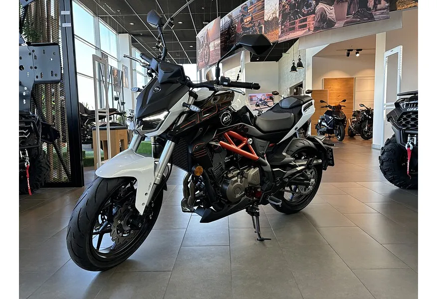 АВИЛОН - QJMOTOR SRK 400 400 см³ (41 л.с.) (41) 400 Комбинированный - slide 8751004