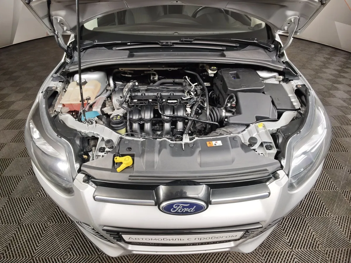 Ford Focus 1.6 PowerShift (125 л.с.) Titanium Серебристый в АВИЛОН. Слайд №11