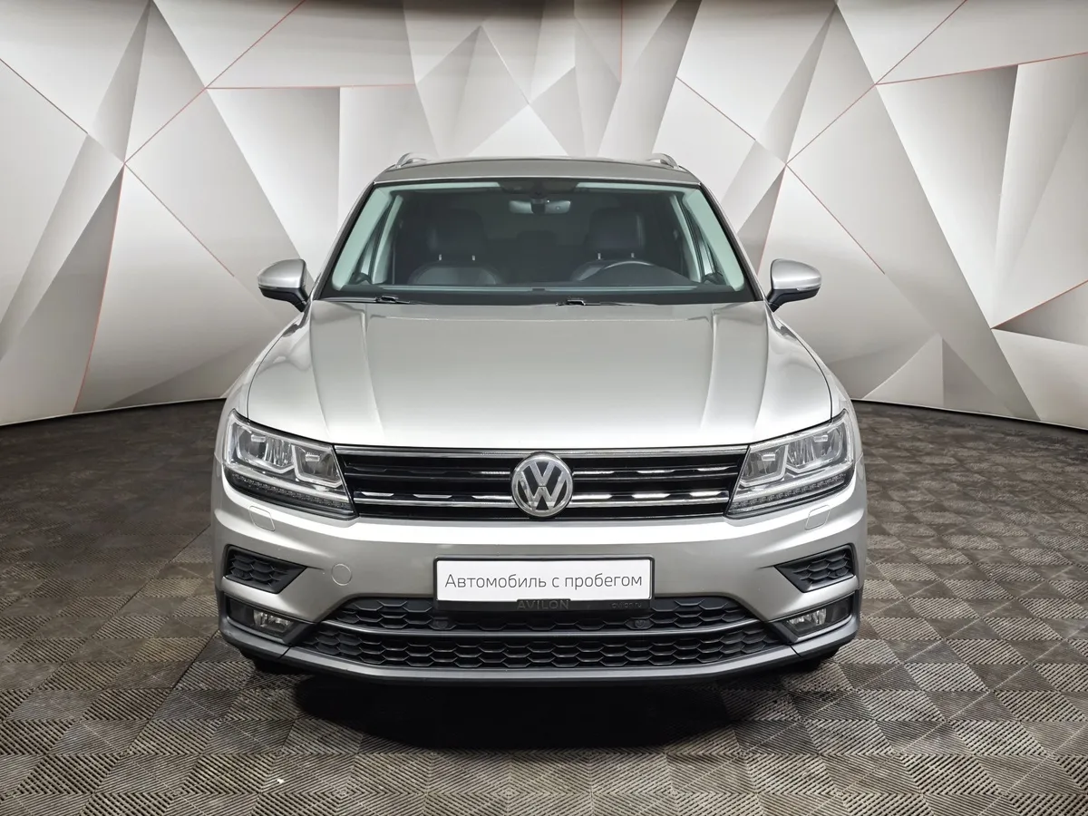 Volkswagen Tiguan 2.0 TSI 4Motion DSG (180 л.с.) Comfortline Серебристый в АВИЛОН. Слайд №7