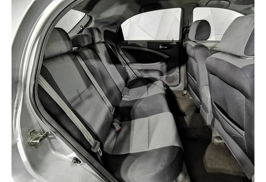 Chevrolet Lacetti 1.6 MT (109 л.с.) Platinum Серебристый в АВИЛОН. Слайд №17