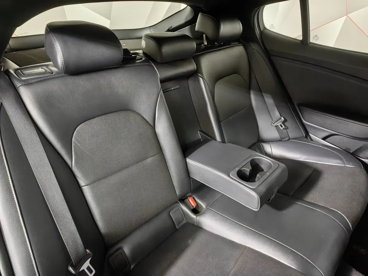 Kia Stinger 2.0 AT (247 л.с.) Comfort Синий в АВИЛОН. Слайд №17