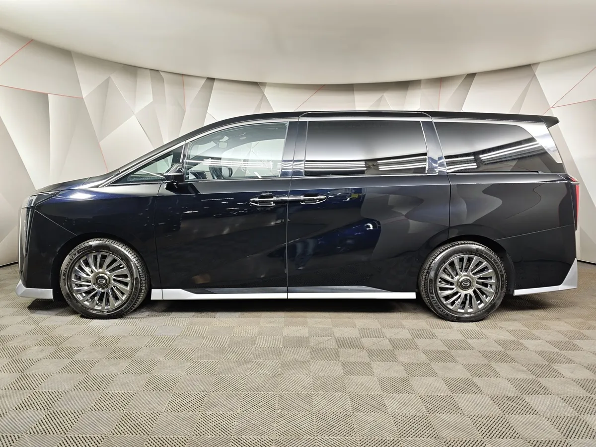 GAC M8 Master series 400T 2.0T AT (232 л.с.) Flagship Edition Черный в АВИЛОН. Слайд №5