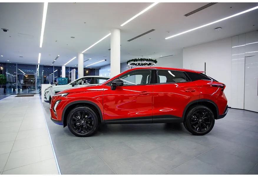 Omoda C5 1.6T DCT 4WD (150 л.с.) Supreme Красный в АВИЛОН. Слайд №2