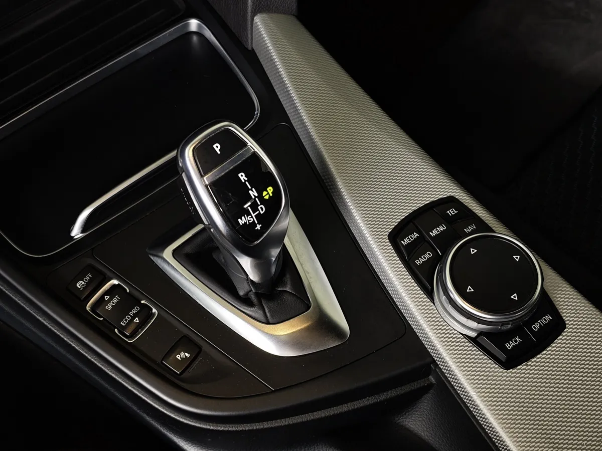 BMW 4 серия 428i xDrive AT (245 л.с.) Черный в АВИЛОН. Слайд №17