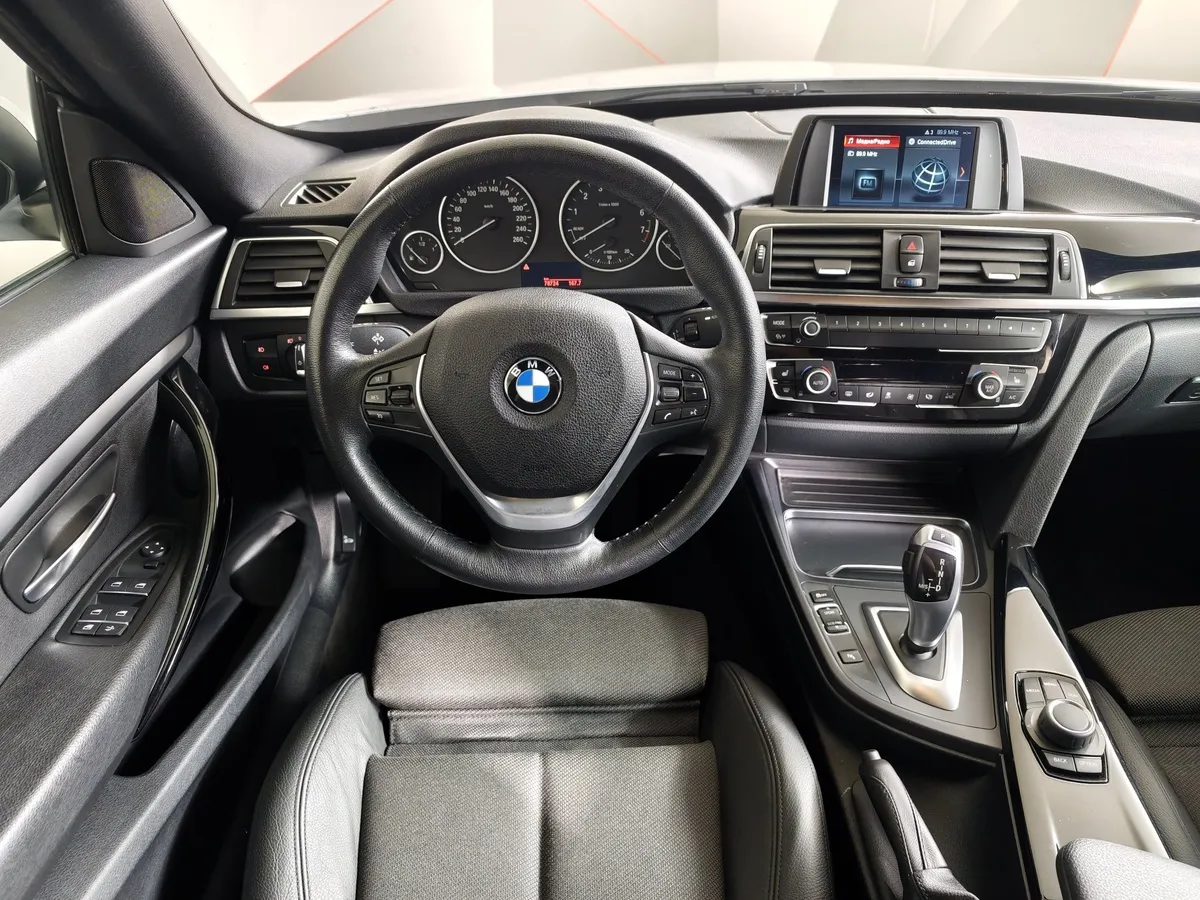 BMW 3 серия 320i xDrive AT (184 л.с.) Белый в АВИЛОН. Слайд №15