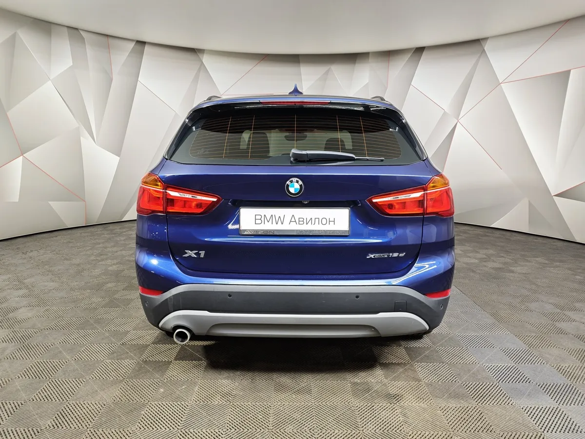 BMW X1 18d xDrive AT (150 л.с.) Advantage Plus (Локальная сборка) Синий в АВИЛОН. Слайд №4