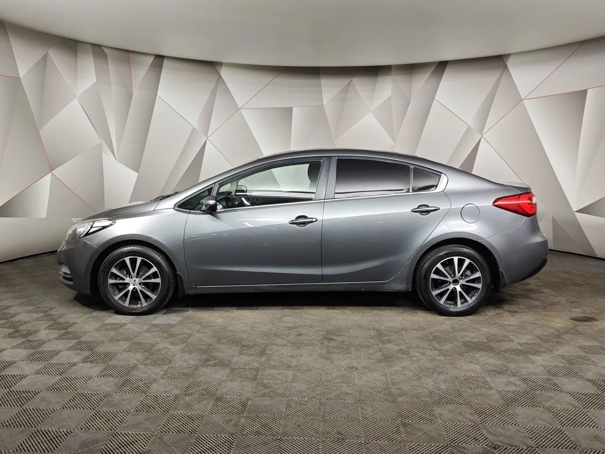 Kia Cerato 1.6 AT (130 л.с.) Серый в АВИЛОН. Слайд №5