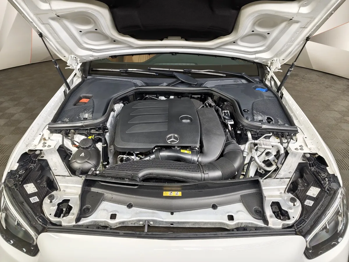 Mercedes-Benz E-Класс E 200 4MATIC 9G-TRONIC (197 л.с.) Sport Белый в АВИЛОН. Слайд №11