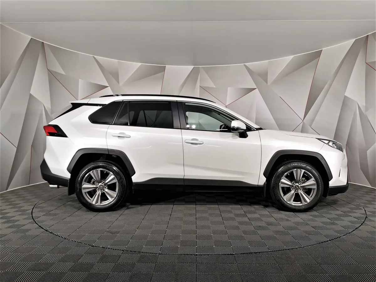 Toyota RAV4 2.0 CVT (149 л.с.) Комфорт Белый в АВИЛОН. Слайд №6