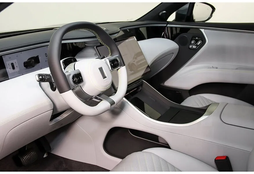 АВИЛОН - Avatr 11 116 kWh 4WD (578 л.с.) 4 места Серый - slide 0