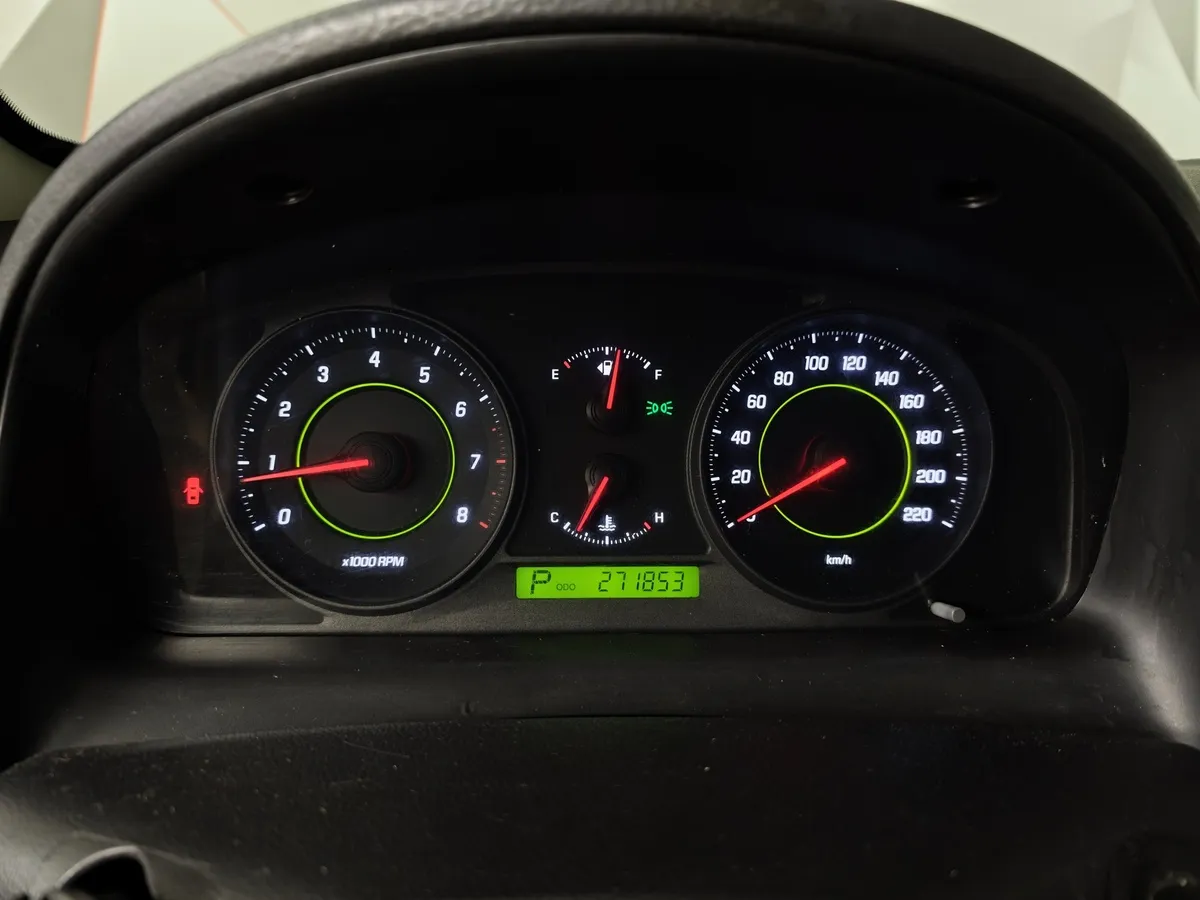 Chevrolet Captiva 3.2 AT 5 мест (230 л.с.) Черный в АВИЛОН. Слайд №16