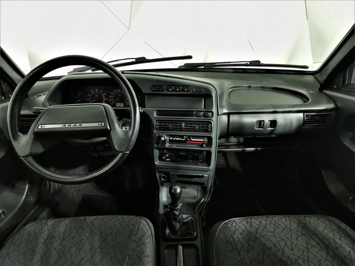 ВАЗ (Lada) 2115 1.5 MT (76 л.с.) Зеленый в АВИЛОН. Слайд №13
