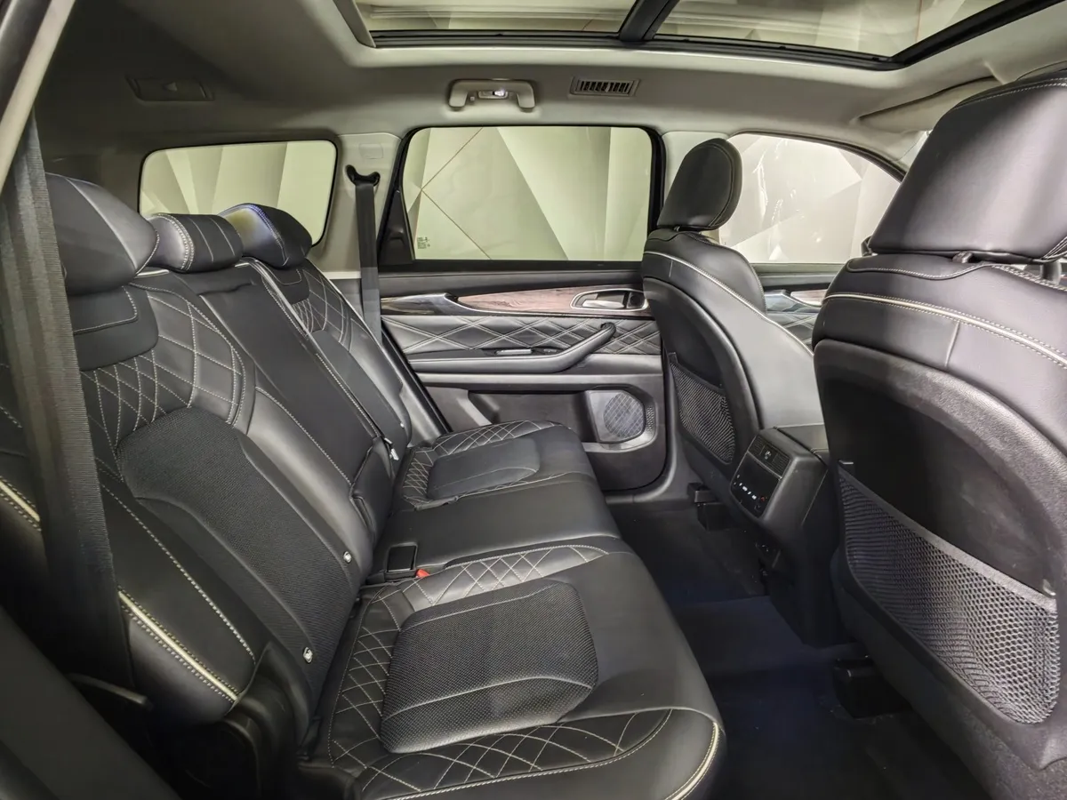 EXEED VX 2.0 AMT AWD (249 л.с.) President Черный в АВИЛОН. Слайд №15