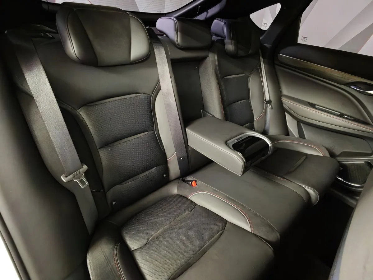 Geely Tugella 2.0 AT AWD (238 л.с.) Flagship Белый в АВИЛОН. Слайд №17