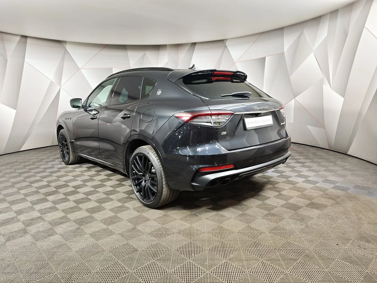 Maserati Levante Diesel 3.0 V6 AT (275 л.с.) Gransport Черный в АВИЛОН. Слайд №4
