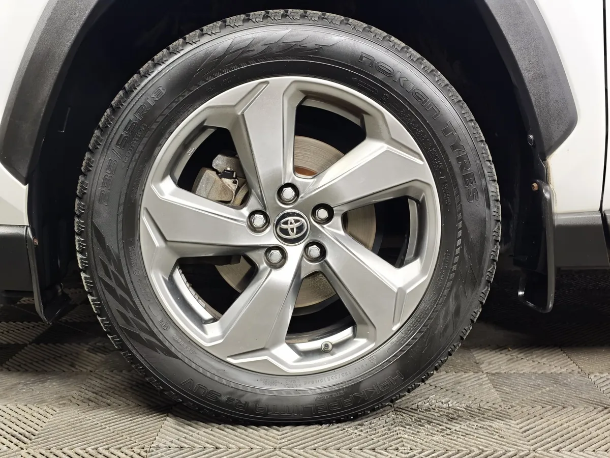 Toyota RAV4 2.0 CVT (149 л.с.) Комфорт Белый в АВИЛОН. Слайд №9