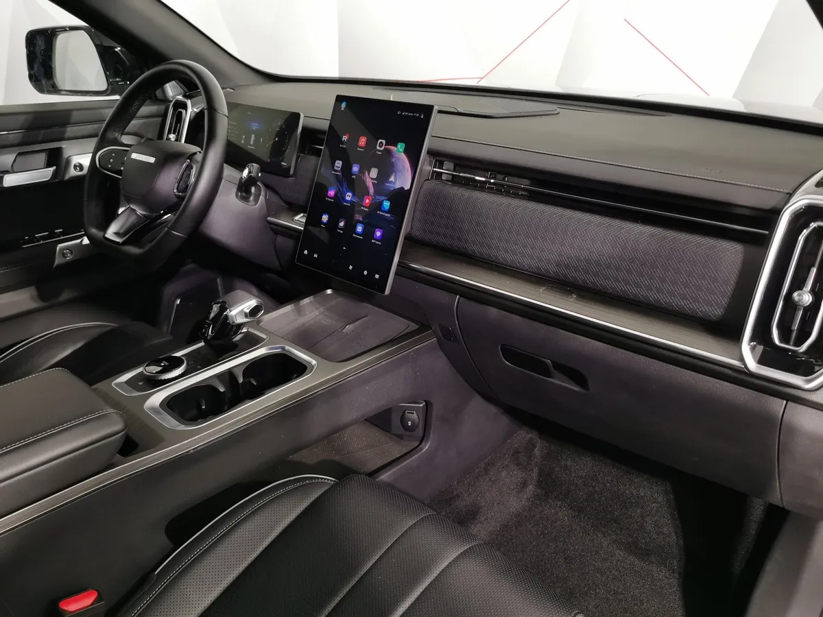 Jaecoo J7 1.6T 7DCT 2WD (150 л.с.) Lifestyle Черный в АВИЛОН. Слайд №12