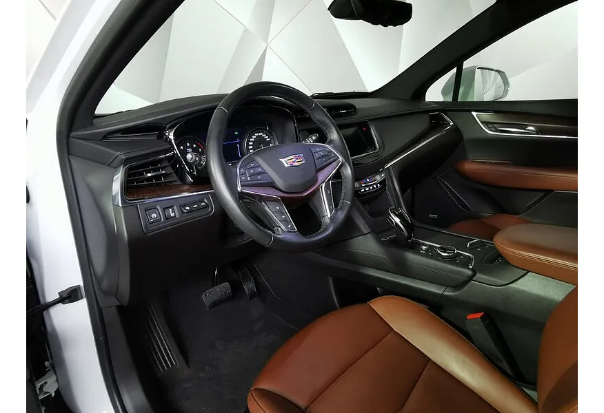 Cadillac XT5 2.0T АТ AWD (200 л.с.) Premium Luxury Белый в АВИЛОН. Слайд №19