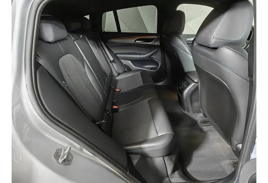 LIVE. Слайд №9