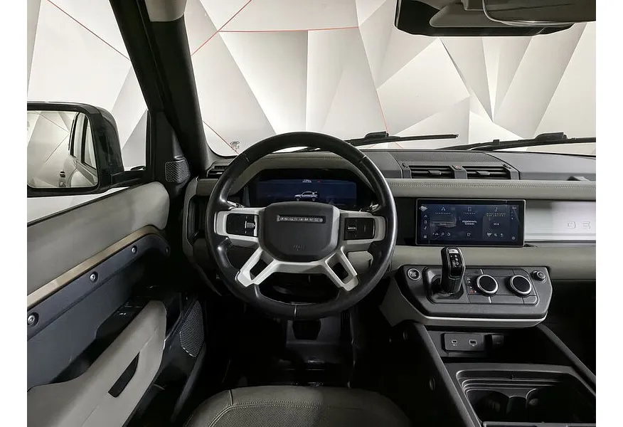 Land Rover Defender 2.0 TD AT (200 л.с.) SE Коричневый в АВИЛОН. Слайд №20