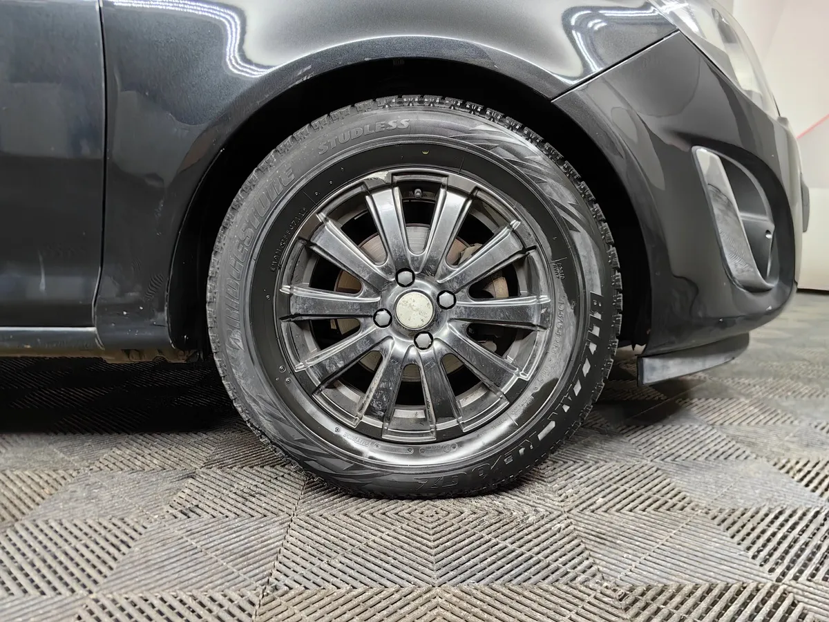 Opel Corsa 1.4 AT (101 л.с.) Черный в АВИЛОН. Слайд №9
