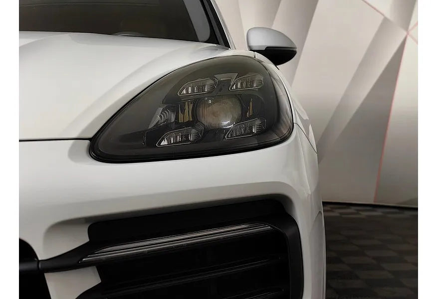 Porsche Cayenne Coupe 3.0 Tiptronic AWD (340 л.с.) Белый в АВИЛОН. Слайд №10