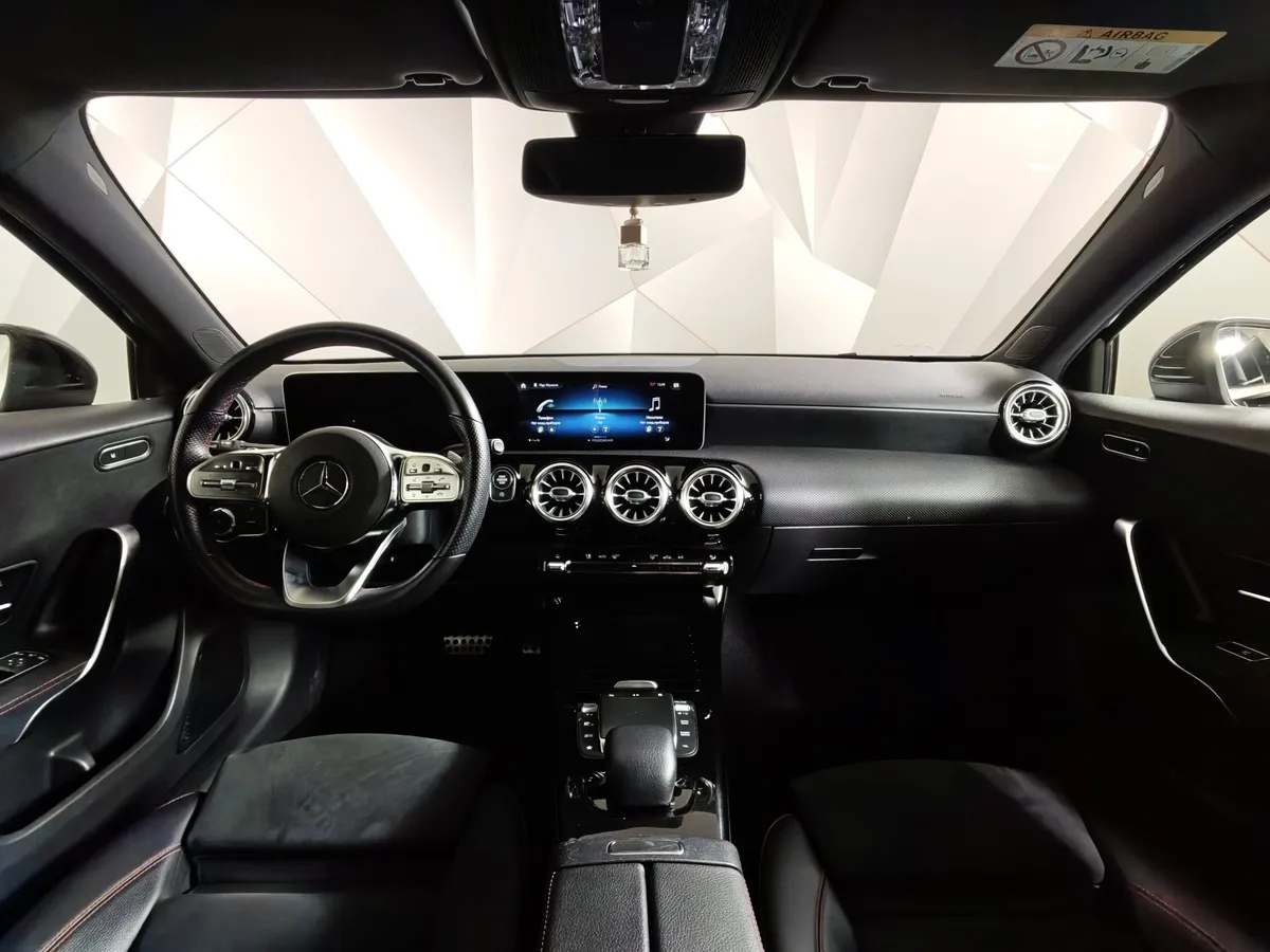 Mercedes-Benz A-Класс A 200 7G-DCT (150 л.с.) Sport Черный в АВИЛОН. Слайд №13